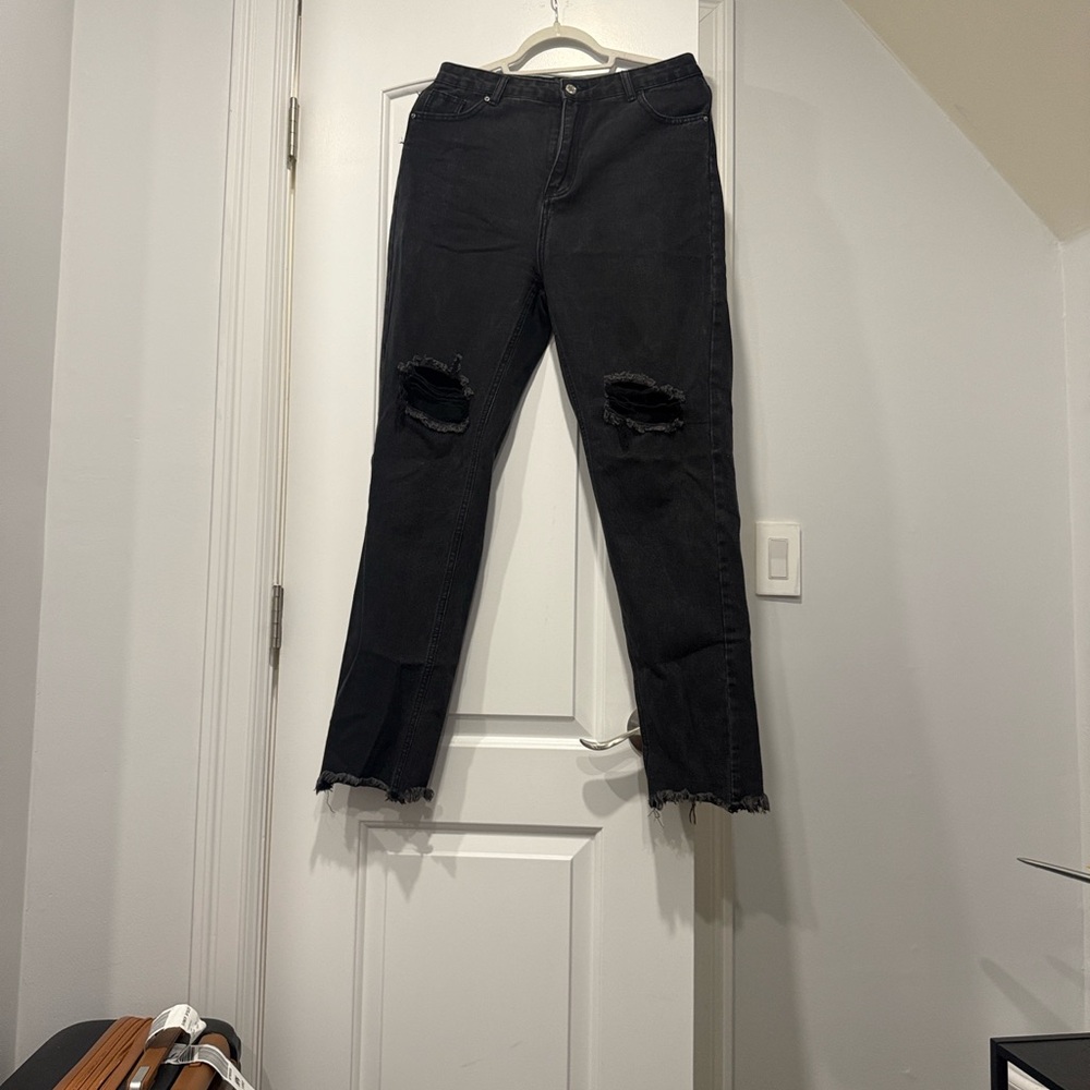 Women's Black Distressed Jeans